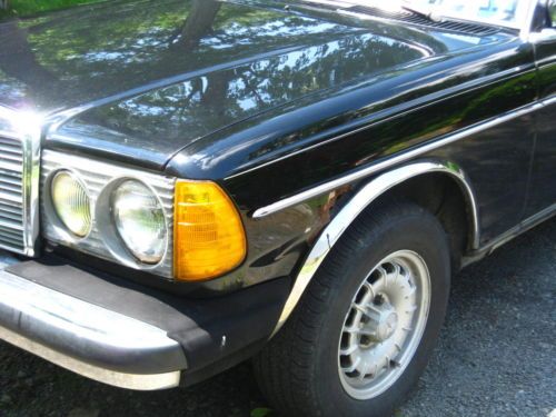 1983 Mercedes-Benz 300CD Turbo Diesel, US $4,500.00, image 2