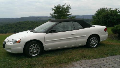 2004 chrysler sebring limited convertible low miles garage kept