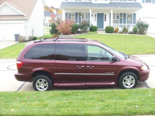 2001 dodge grand caravan wheelchair handicap van