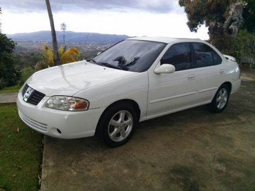 Very clean 2006 sentra 1.8s
