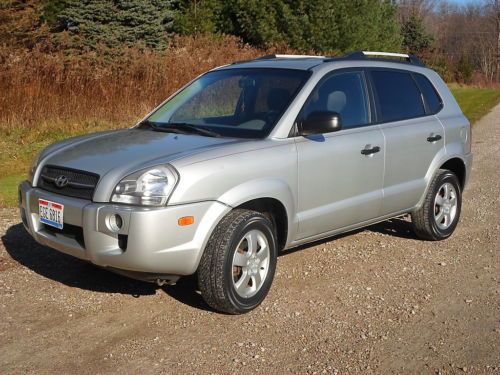 2007 hyuandi tuscon gls 4x4 vgc 72k miles very clean