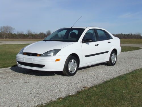 2003 ford focus lx sedan 4-door 2.0l