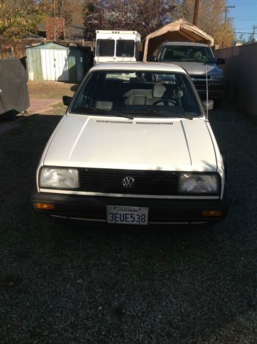 Vw jetta gl 1986 manual tran white, clean, newly refurbished