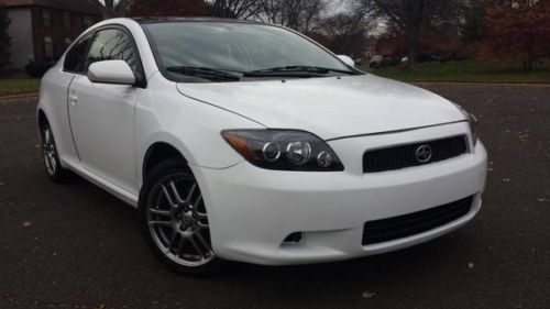 2009 scion tc automatic panoramic sunroof new tires 47k miles!!!