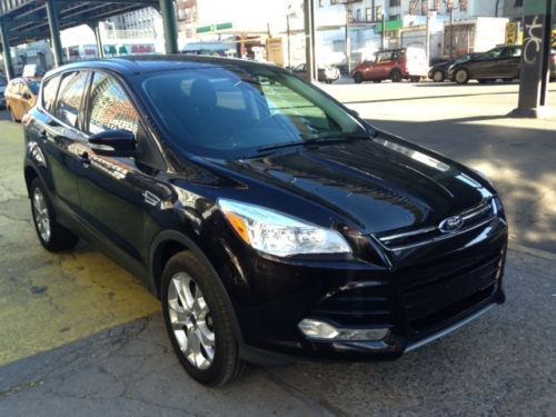 2013 ford escape 26k miles awd 4cyl leather