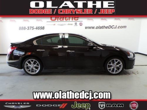 2011 nissan maxima 3.5 sv, navigation, rear camera, heated seats, loaded!!!!