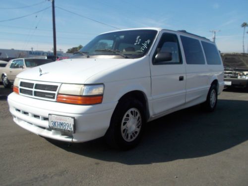 1995 dodge caravan, no reserve