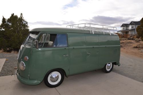 1966 vw double door walk-thru panel bus