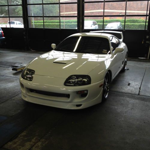 1995 toyota supra twin turbo hatchback 2-door 3.0l