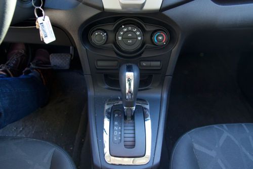 2011 Ford Fiesta SE Hatchback 4-Door 1.6L, US $9,500.00, image 10