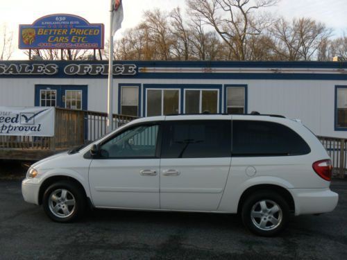 2007 dodge grand caravan sxt mini passenger van 4-door 3.8l stowngo, low reserve