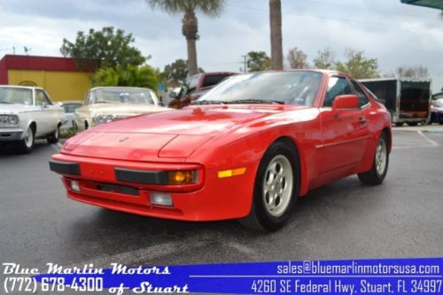 944 4cyl 5-speed manual trans, leather, ac, alarm turn key low miles ready to go