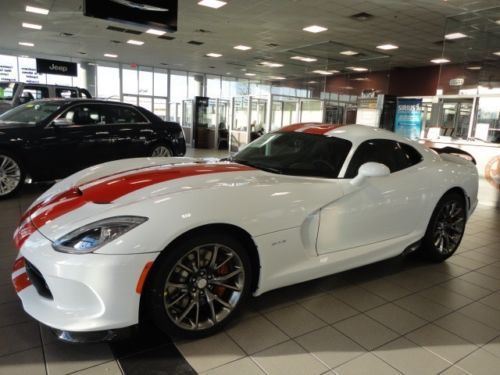 Viper gts laguna pack harmon kardon  nav nice!