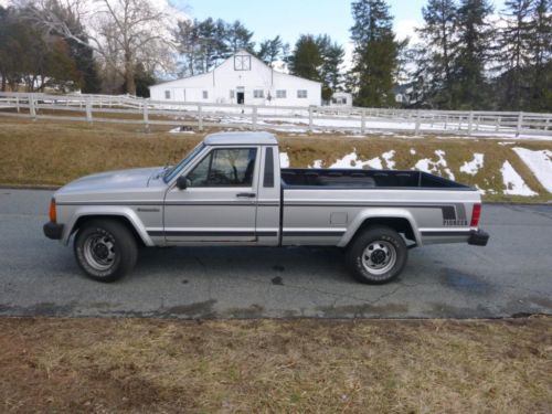 1989 jeep comanche pioneer pickup 2 wheel drive low miles no reserve