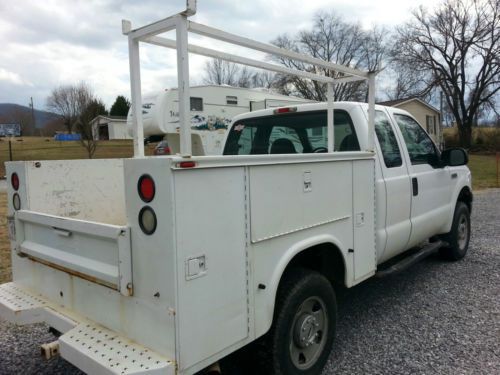 2005 Ford F-250 Super Duty XL Extended Cab Pickup 4-Door 5.4L, image 3