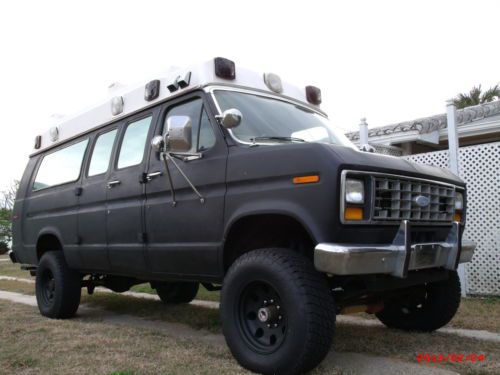 1984 ford e-350 4x4 van