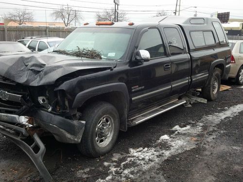 2002 chevrolet silverado 2500 hd lt extended cab pickup 4-door 6.6l