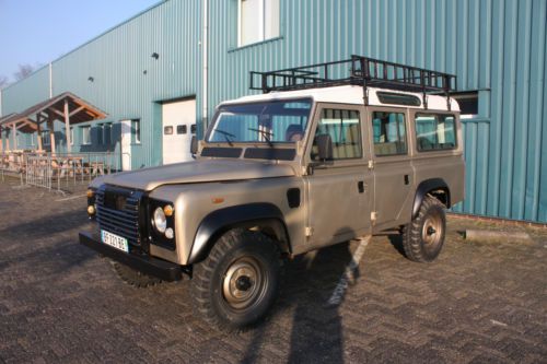 1985 Land Rover Defender 110 2.5  Diesel, image 2