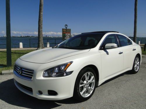 2012 nissan maxima sv prem ,tech pkg. navi, panoramic , loaded!!!