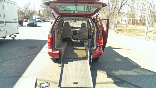 Van  wheelchair handicap ford windstar 1998 rear power braun ramp low miles