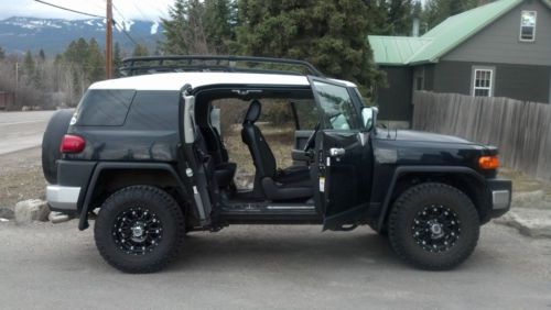 2010 toyota fj cruiser premium sport utility 4-door 4.0l