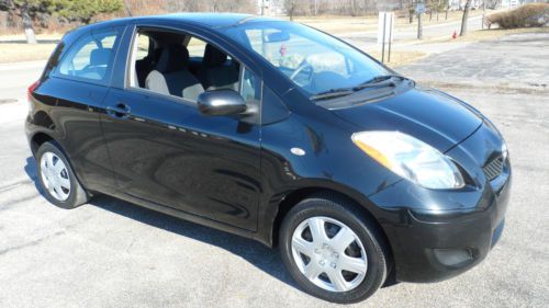 CLEAN IN & OUT! RUNS PERFECT! A TRUE FUEL MISER! COME SEE THIS ECONOMICAL YARIS!, image 2