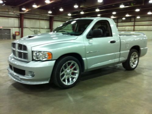 2005 dodge ram srt-10