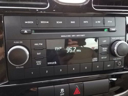 Clean Carfax One-Owner Alloy Wheels Stability Control Security System MP3, image 15