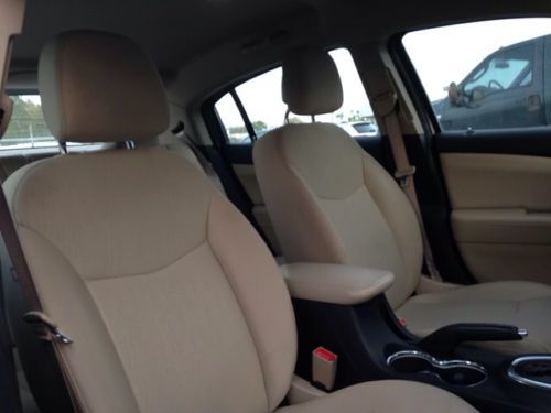 Clean Carfax One-Owner Alloy Wheels Stability Control Security System MP3, image 16