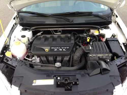 Clean Carfax One-Owner Alloy Wheels Stability Control Security System MP3, image 18