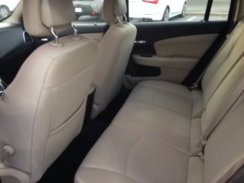 Clean Carfax One-Owner Alloy Wheels Stability Control Security System MP3, image 27