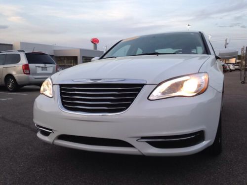 Clean Carfax One-Owner Alloy Wheels Stability Control Security System MP3, image 40