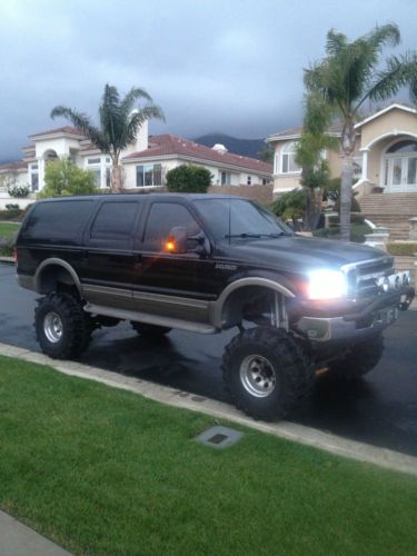 2000/2005 ford excursion limited 4x4 super low mileage