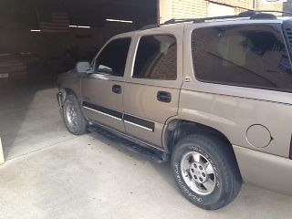 2001 chevrolet tahoe lt sport utility 4-door 5.3l