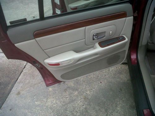 1998 Lincoln Town Car Signature Sedan 4-Door 4.6L NO RESERVE, image 14