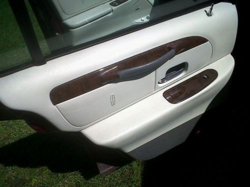 1998 Lincoln Town Car Signature Sedan 4-Door 4.6L NO RESERVE, image 15