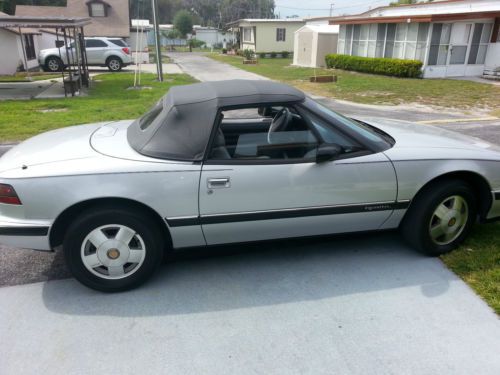 1990 buick reatta convertible