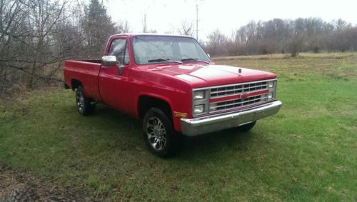 Rare 1985 chevrolet c20 w/ factory tilt wheel / cruise