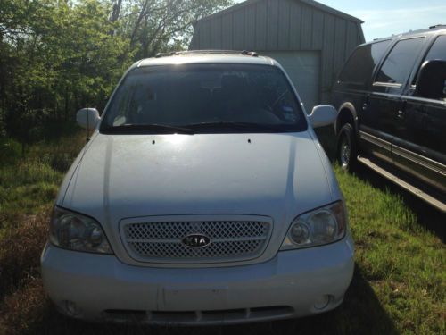 Kia sedona 2005