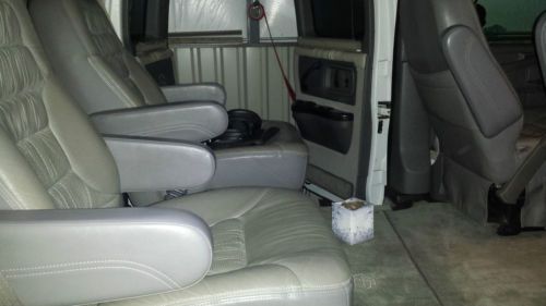 2005 GMC Savana 1500 RWD Clear title great condition, US $21,000.00, image 19