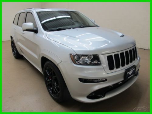 2012 srt8 6.4l v8 navigation sunroof black wheels ipod mp3 bluetooth