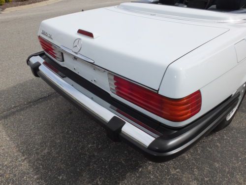 1989 MERCEDES 560SL CONV. - LOOKS/RUNS/DRIVES GREAT!  VERY LOW ORIGINAL MILES!, image 16