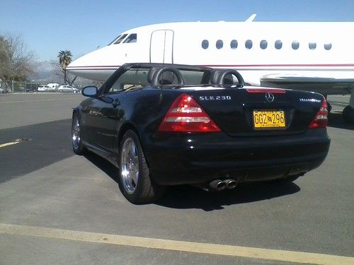 2001 mercedes-benz slk230 kompressor convertible 2-door 2.3l