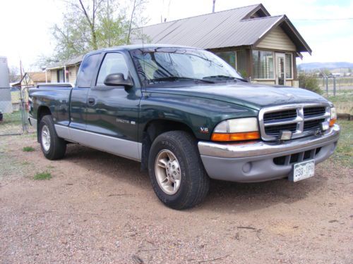 2000 dodge dakota base standard club cab pickup 2-door 3.9l