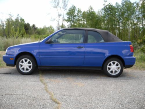 1998 volkswagen cabrio gl convertible 2-door 2.0l