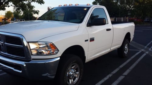 2012 ram 2500 4x4 1 yr old