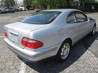 Amazing! (( sharp clk320...mnroof...leather...loaded ))no reserve