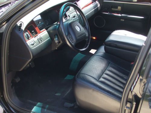 2004 LINCOLN TOWN CAR SIGNATURE SERIES, image 5