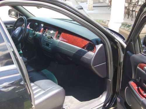 2004 LINCOLN TOWN CAR SIGNATURE SERIES, image 7