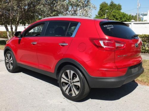 2012 Kia Sportage Fully Loaded Panoramic Sunroof,Leather,Back-up Camera & More, image 3